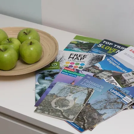 Апартаменти Big Yard *